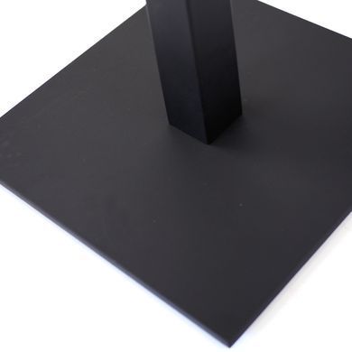 Стіл TETRA Lovko 49x49  Чорний жива фотографія